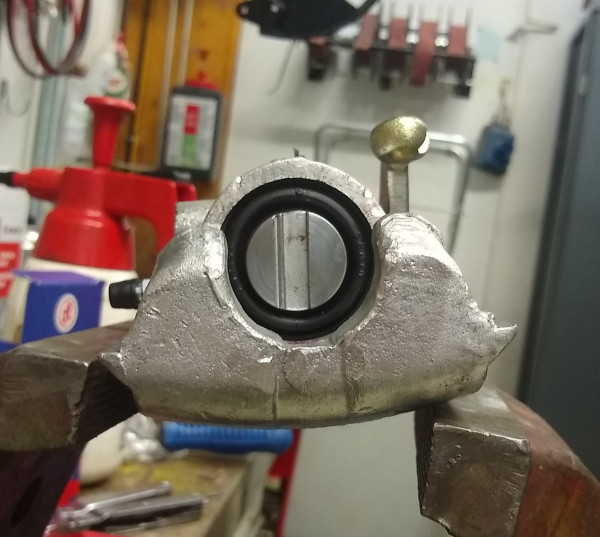 IMG_20201009_102456975~2.jpg (531.53 KiB) Katsottu 87485 kertaa Pölysuoja paikoillaan.